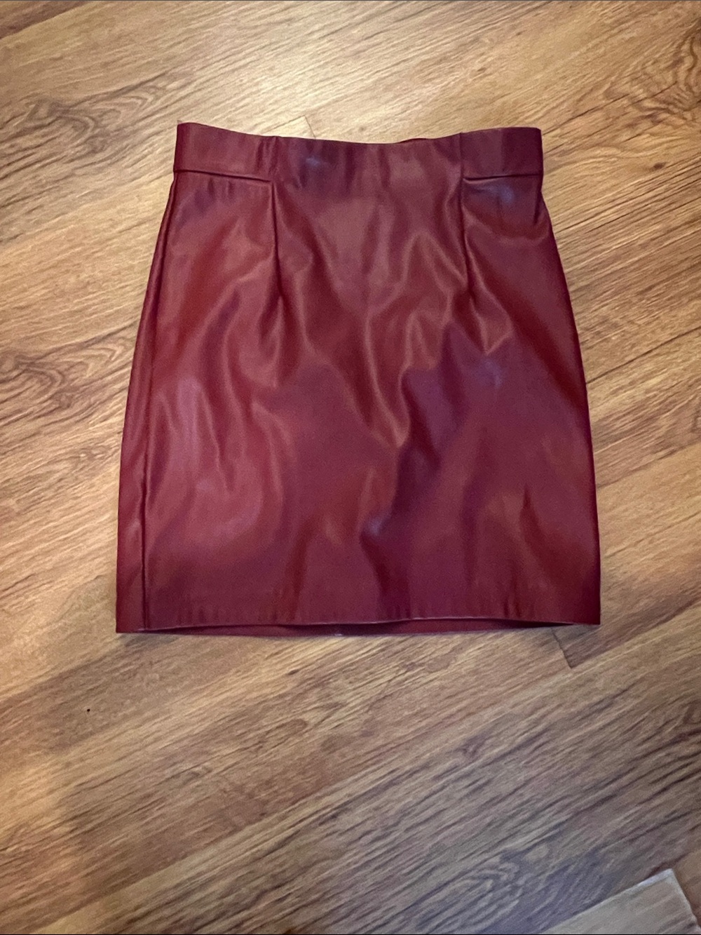 Dynamite Faux Leather Mini Skirt in Wine